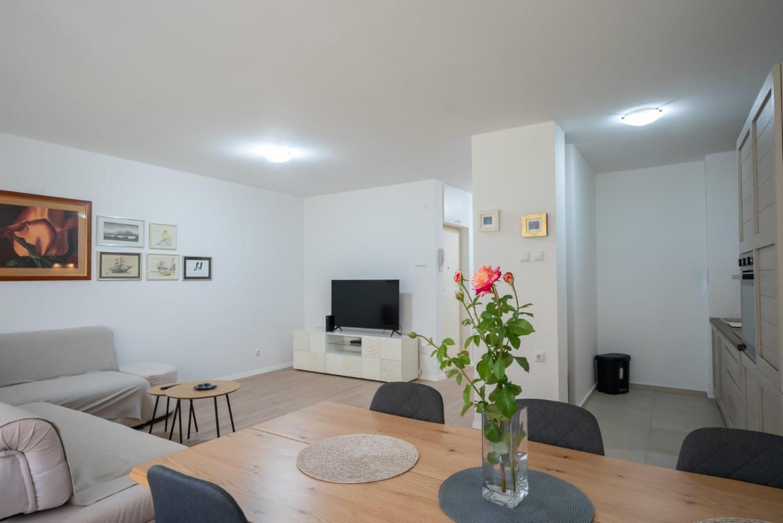 Apartman Mirjana Apartment สปลิท ภายนอก รูปภาพ